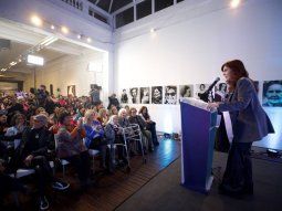 Cristina Kirchner prometió que las Mujeres del Bicentenario algún día volverán a la Casa Rosada