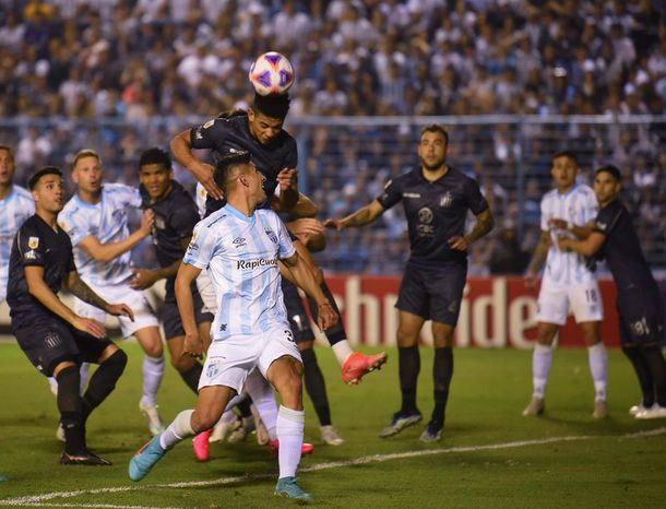 Los dos goles de Atlético Tucumán-Talleres