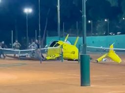 impactante: cayo un helicoptero en las canchas de tenis del excircuito kdt de belgrano impactante: cayo un helicoptero en las canchas de tenis del excircuito kdt de belgrano