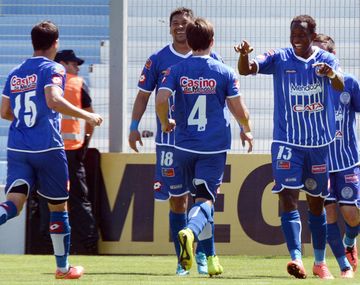 Godoy Cruz volvió a dar un espectáculo y ganó en Santa Fe