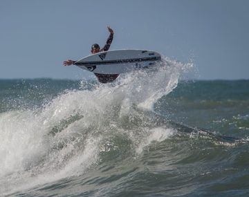El surf volvió a Mar del Plata: cómo fueron los 105 días sin ir al mar y la alegría del retorno