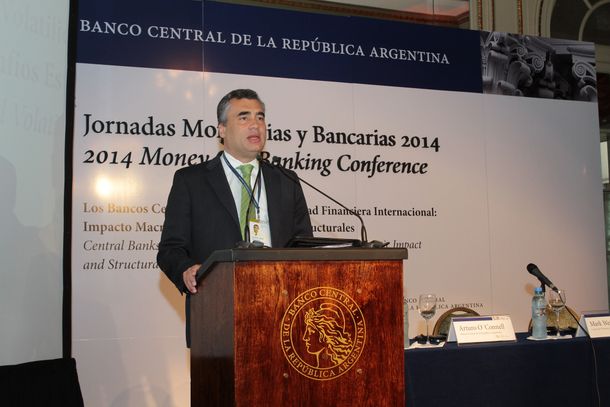 Vanoli: Si alguien sueña con una corrida cambiaria, no lo va a lograr