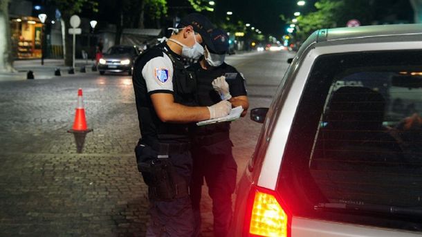 Por el aislamiento, suspenden el régimen de visitas habitual de padres y madres no convivientes