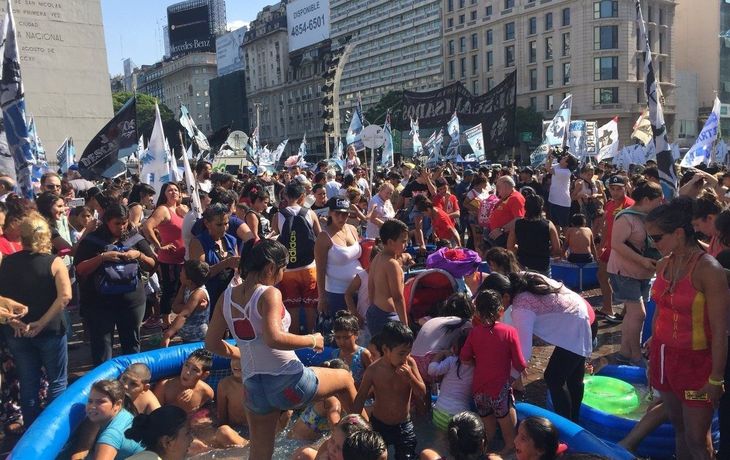 Piletazo en el Obelisco