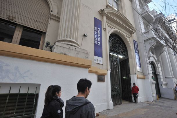 El insólito trabajo práctico que indignó a los alumnos de la Universidad Nacional de La Plata