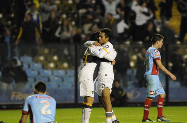 Boca le ganó a Arsenal y salió del fondo de la tabla