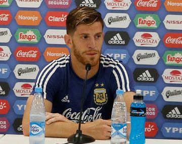 ¡Nos aferramos a lo que sea! Ansaldi invoca a Dios para clasificar a octavos: Nunca falla