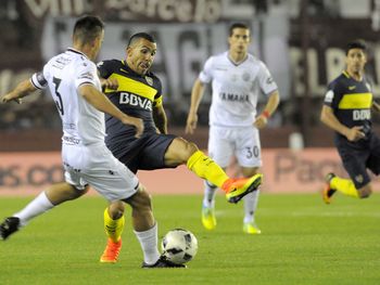 Lanús fue efectivo y le arruinó a Boca el debut en el torneo local