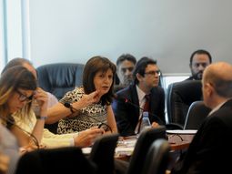 la oposicion pide que nisman vaya al congreso la oposicion pide que nisman vaya al congreso