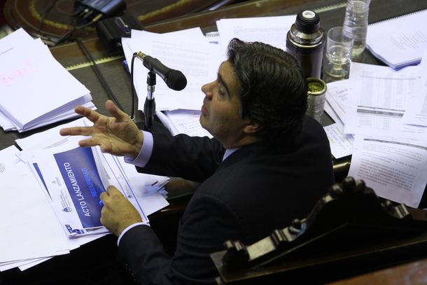 Capitanich dijo que se puede estudiar el proyecto de subir el piso de Ganancias