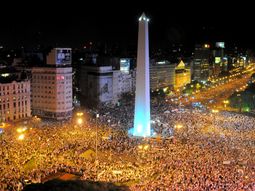 hubo marchas en el obelisco y la plaza de mayo hubo marchas en el obelisco y la plaza de mayo