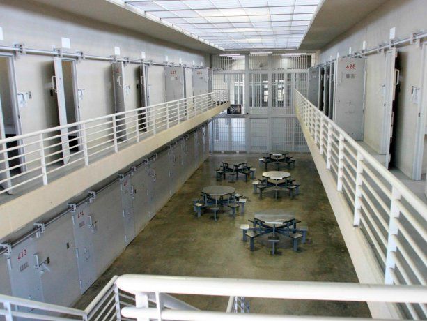 En Santa Fe quieren que los narcos estén presos como el Chapo Guzmán