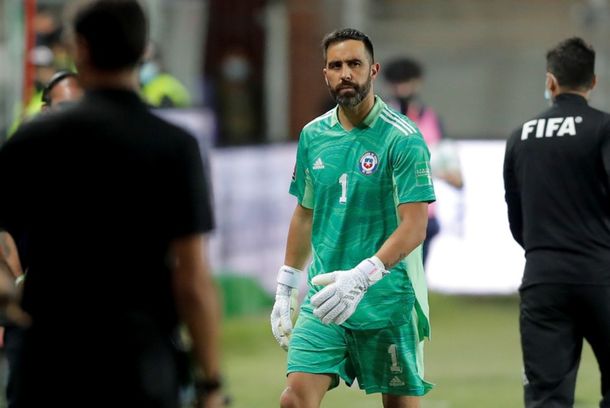 Claudio Bravo criticó a la Selección Argentina tras la final: Hay que saber perder