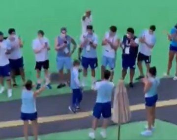 Emocionante: así fue el recibimiento de la delegación argentina a Paula Pareto en la Villa Olímpica