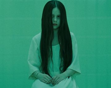 Parecía sospechosa así que la policía la interrogó