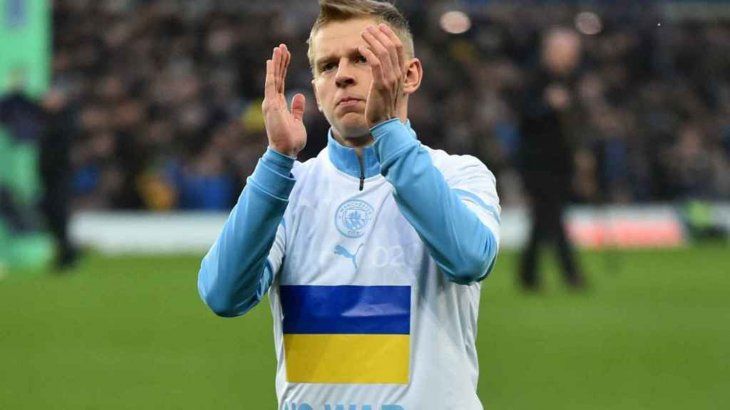 Zinchenko jugará el martes con Manchester City a pesar de la invasión en Ucrania