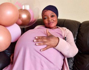 Una mujer dio a luz a 10 bebés en un solo parto