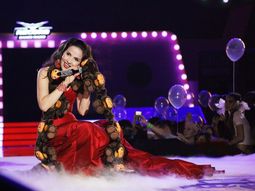 natalia oreiro ovacionada ante 30 mil fans en rusia natalia oreiro ovacionada ante 30 mil fans en rusia