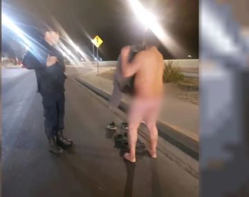 Detuvieron a un hombre por caminar desnudo en plena vía pública