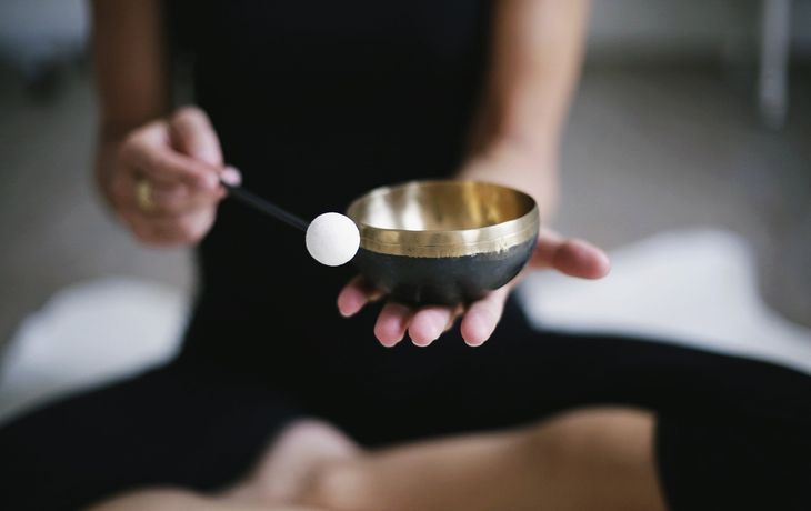 El ritual sencillo de hacer que ayuda a resolver tus problemas de dinero