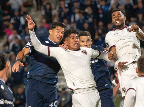 Independiente Rivadavia sigue racha: venció a Bolívar en su histórico debut en Copa Libertadores