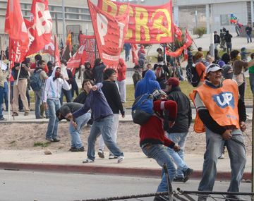 Incidentes en la Legislatura por el acuerdo YPF-Chevron