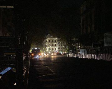 Apagón masivo en Ciudad: corte de luz dejó a oscuras el centro porteño