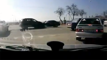 ¡guarda! los videos mas extranos de choques en la calle