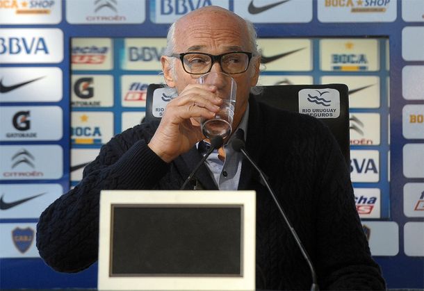 La 10 de Boca pesa más que el Colón que está atrás de la Casa Rosada