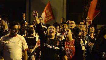 la fiesta de huracan por la supercopa argentina, en imagenes la fiesta de huracan por la supercopa argentina, en imagenes