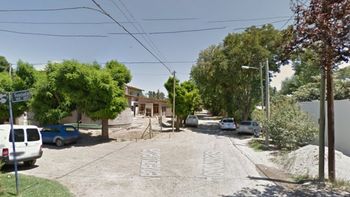 le estaban robando y le aviso a un amigo por facebook para que lo ayudara le estaban robando y le aviso a un amigo por facebook para que lo ayudara