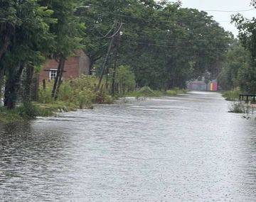 Enorme temporal en Corrientes: barrios inundados y familias evacuadas