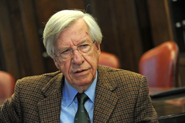 El exvicepresidente Danilo Astori destacó el criterio del gobierno actual a la hora de manejar la deuda pública.