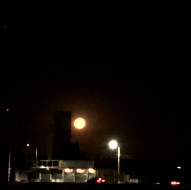 Superluna de nieve: así se la vio en la Argentina