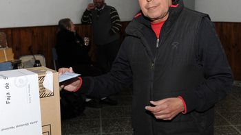 con yasky y calo en el equipo de primera, nos vamos a la b con yasky y calo en el equipo de primera, nos vamos a la b