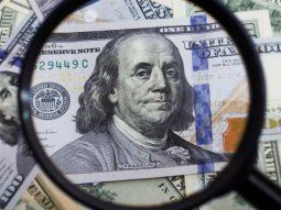 El dólar en boca de todos. El dólar en boca de todos.