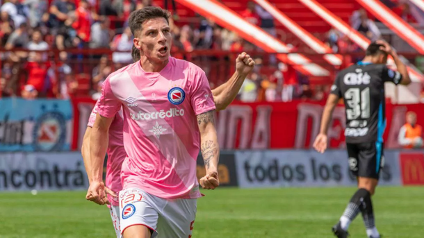 Fútbol libre por celular: cómo ver en vivo Argentinos-Arsenal