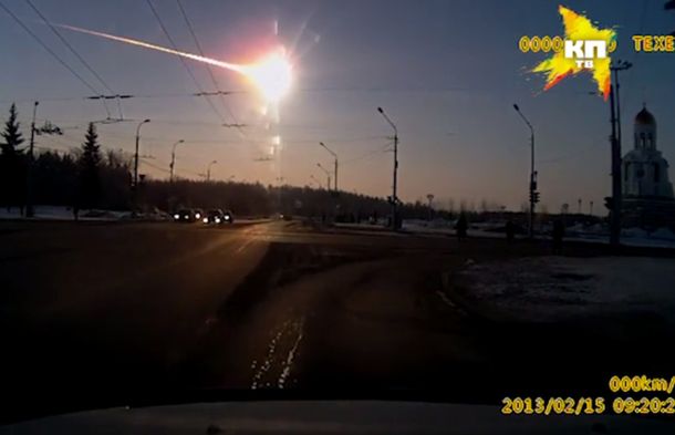 Un meteorito cayó sobre Rusia: 700 heridos