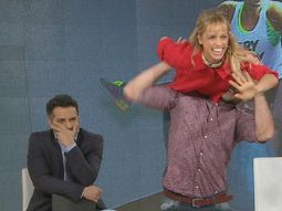 con un jugado truco, lucas bertero se preparo para el bailando con mariana fabbiani con un jugado truco, lucas bertero se preparo para el bailando con mariana fabbiani