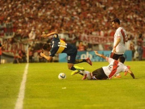 Confirmado: Pavón sufrió una fractura y deberá estar dos meses inactivo