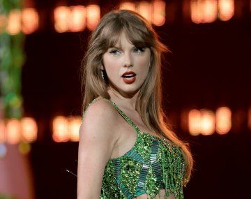 El inesperado look de Taylor Swift en su llegada a la Argentina