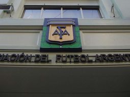 la afa amenaza con descontar puntos al equipo que no juegue la afa amenaza con descontar puntos al equipo que no juegue