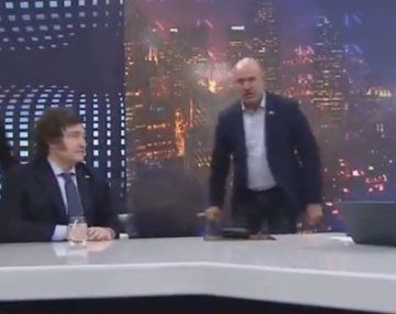Waldo Wolff irrumpió en una entrevista de Javier Milei para brindarle su apoyo