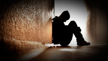 escandalo en san juan: acusan a una mujer de tener un hijo con un chico de 14 anos