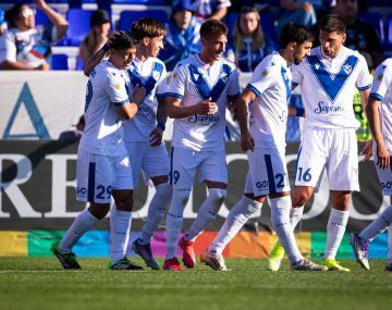 Vélez le ganó a Godoy Cruz en Mendoza y se subió a la cima del Clausura