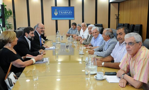 Firmarán acuerdos salariales en un acto en Casa Rosada