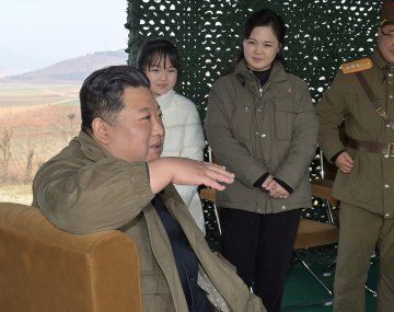 Corea del Sur acusa a Corea del Norte de disparar 130 proyectiles en la frontera marítima