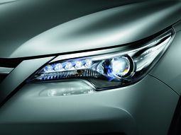 Toyota presentó en Argentina la totalmente renovada SW4