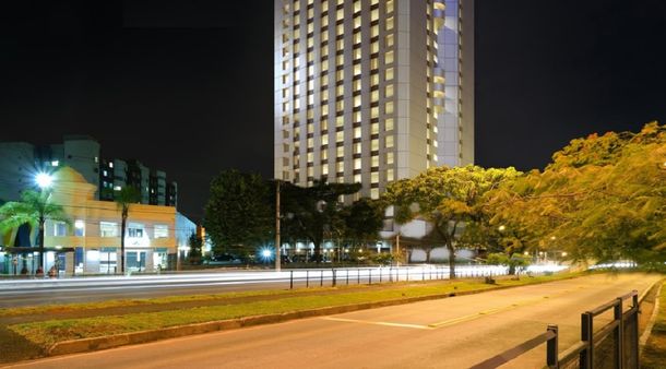 La puerta del hotel en el que se hospeda Boca