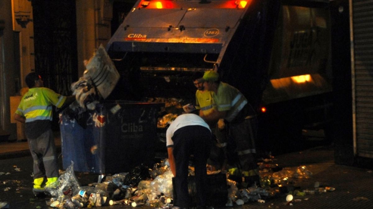 La Ciudad amaneció con basura por un piquete en el Ceamse